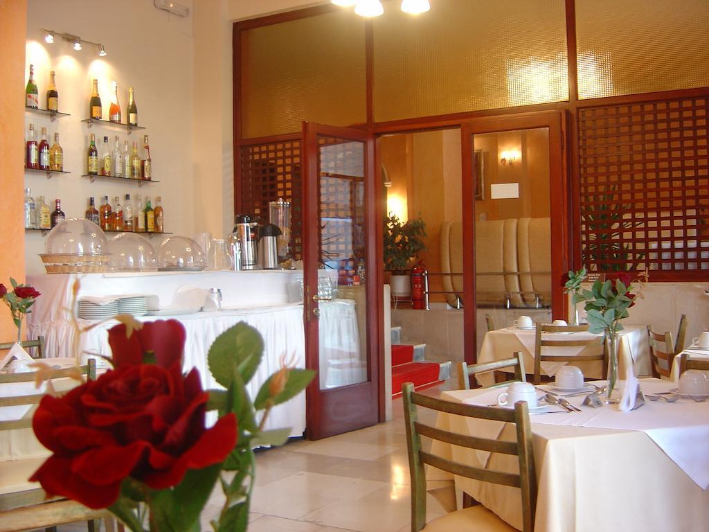 达莉亚酒店 Corfu  外观 照片